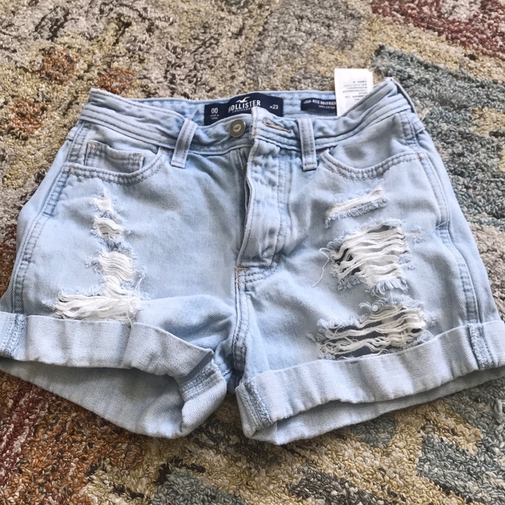 High rise boyfriend shorts